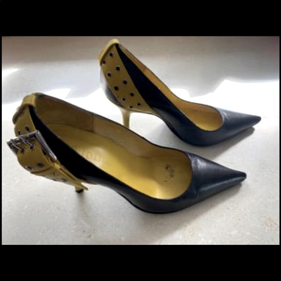 Mollini | Shoes | Mollini Pointed Heels 